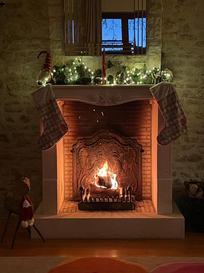 Uniquely Private Holiday Villa In The Charente Puyreaux Eksteriør billede