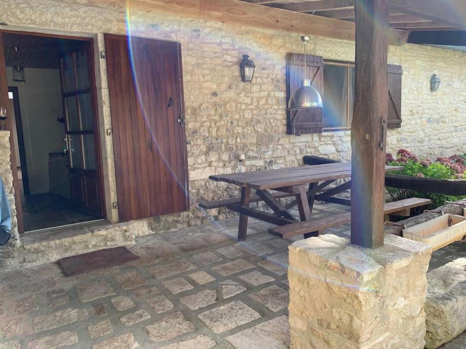 Uniquely Private Holiday Villa In The Charente Puyreaux Eksteriør billede