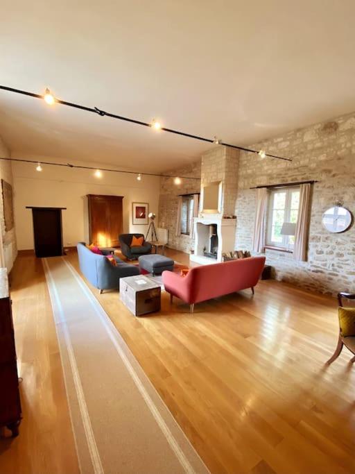 Uniquely Private Holiday Villa In The Charente Puyreaux Eksteriør billede
